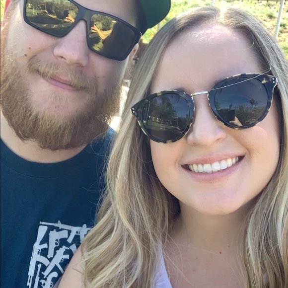 Meet your Posher, Ali - Picture 2 of 2